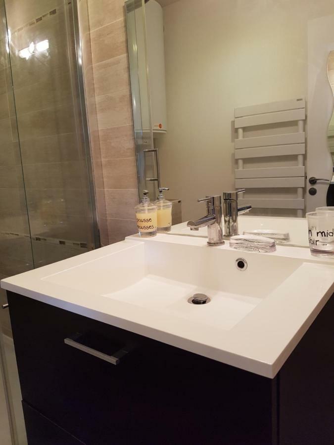Appartement 2 Pieces Rez-De-Jardin A 2 Pas De La Plage Et De La Thalasso Cabourg Bagian luar foto